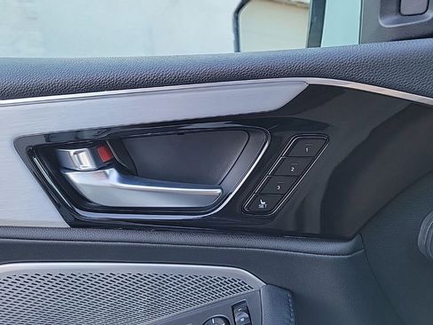 Used 2023 Acura MDX SH-AWD image 37