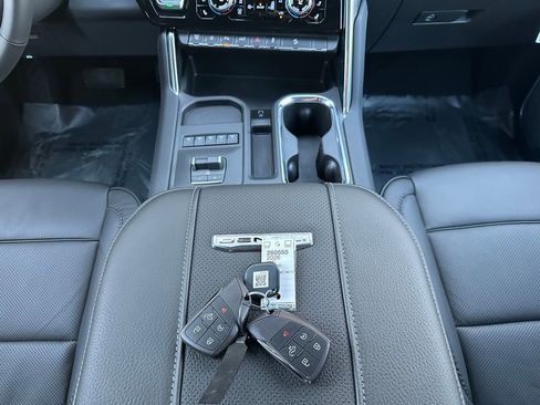 New 2026 GMC Sierra 2500 Denali w/ Denali Reserve Package image 20