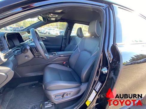 New 2026 Toyota Crown Platinum AWD/4WD image 27