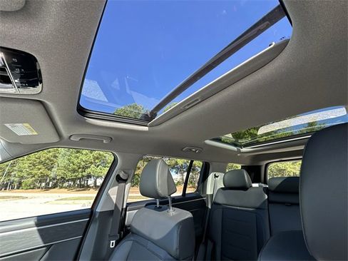 Used 2025 Hyundai Santa Fe Limited image 22