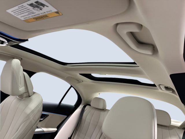 Used 2024 Mercedes-Benz E 350 4MATIC Sedan image 28