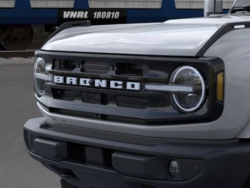 New 2026 Ford Bronco Outer Banks AWD/4WD image 26