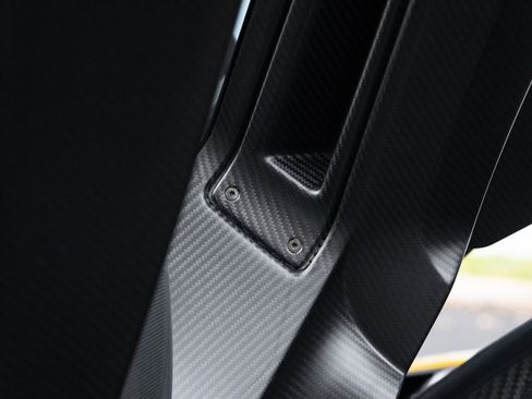 Used 2019 McLaren Senna image 59