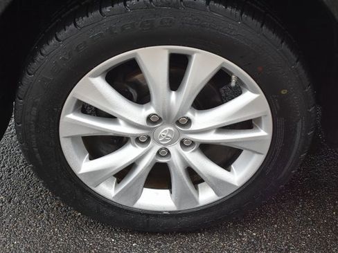 Used 2013 Toyota RAV4 Limited image 48