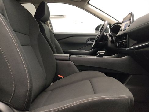 Used 2024 Nissan Rogue S AWD/4WD image 21