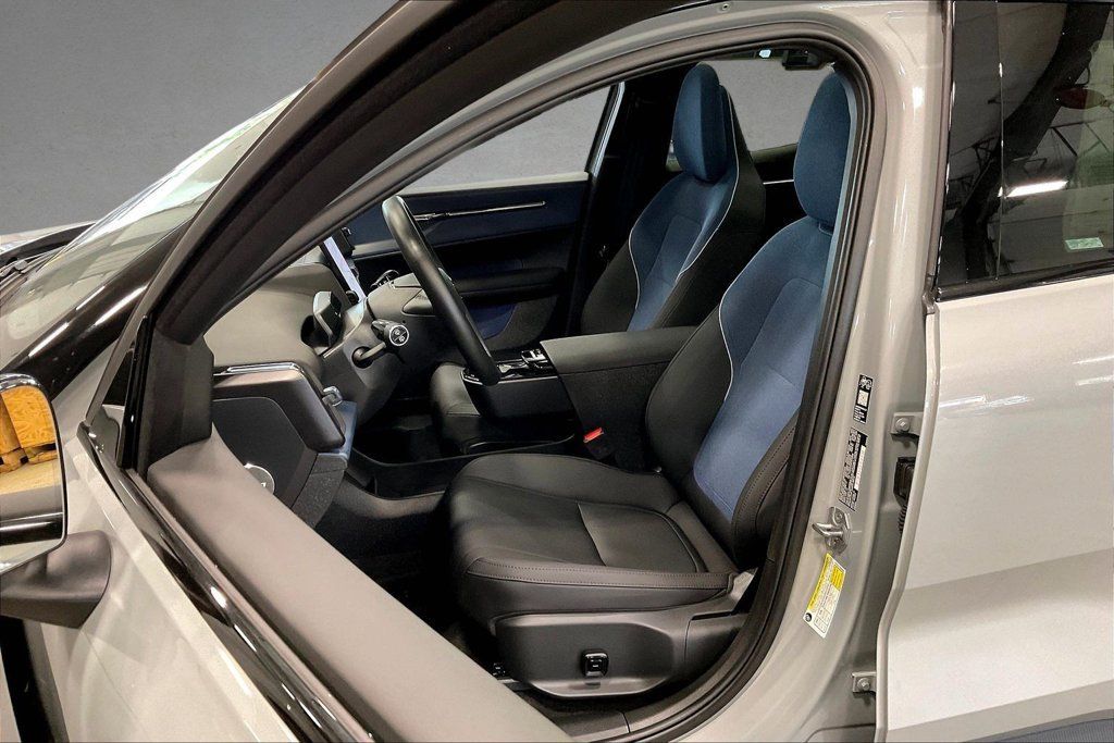 Certified 2026 Volvo EX30 Plus w/ Climate Package AWD/4WD image 21