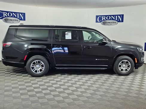 Used 2023 Jeep Wagoneer L 4WD image 36