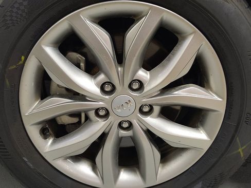 Used 2019 Kia Sedona EX FWD image 31