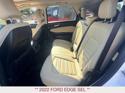Used 2022 Ford Edge SEL w/ Convenience Package AWD/4WD image 16