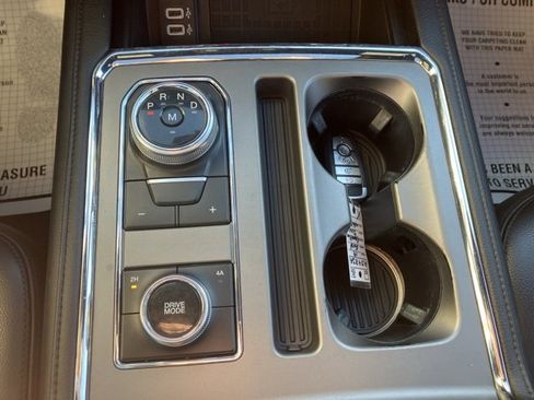 Used 2019 Ford Expedition XLT w/ Equipment Group 202A image 14