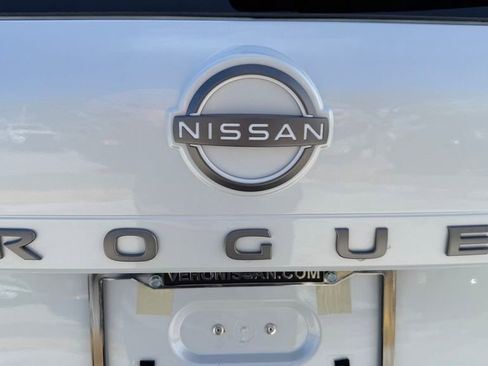 New 2026 Nissan Rogue SV w/ Cold Weather Package FWD image 10