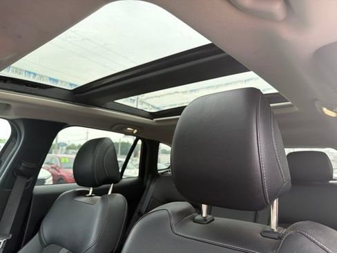 Used 2024 MAZDA CX-50 AWD 2.5 S w/ Premium Package image 12