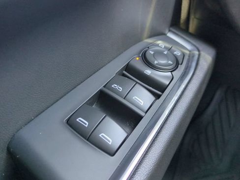 Used 2024 Chevrolet Silverado 1500 LT Trail Boss w/ LT Trail Boss Premium Package AWD/4WD image 28