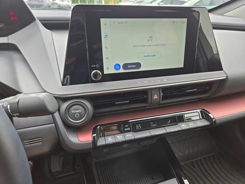 Used 2026 Toyota Prius Plug-In Hybrid FWD image 26