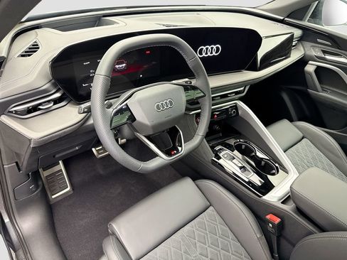 New 2025 Audi SQ5 Premium Plus image 10