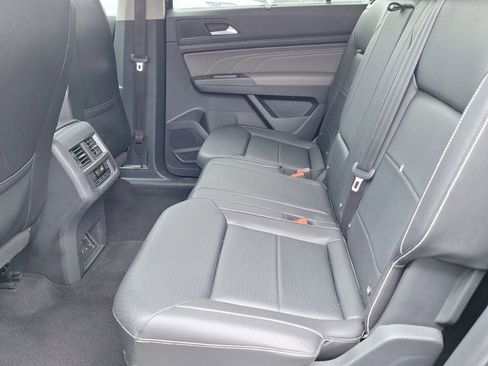 Used 2023 Volkswagen Atlas SE AWD/4WD image 15