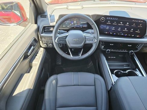 New 2026 Chevrolet Suburban RST w/ Comfort Package AWD/4WD image 8