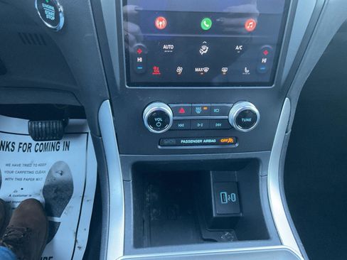 Used 2024 Ford Edge SEL w/ Convenience Package image 15