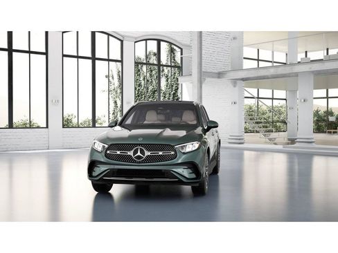 New 2027 Mercedes-Benz GLC 300 4MATIC image 42