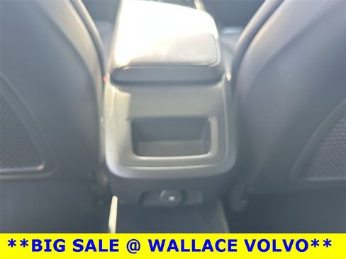 Used 2025 Volvo V60 B5 Cross Country Plus image 16