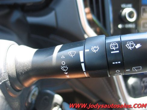 Used 2022 Subaru Outback Premium AWD/4WD image 10