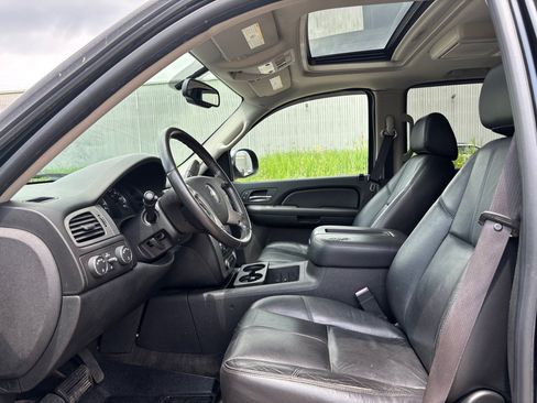 Used 2009 Chevrolet Tahoe LT AWD/4WD image 9