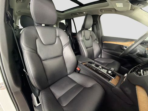 Certified 2023 Volvo XC90 B6 Plus w/ Protection Package Premier AWD/4WD image 31