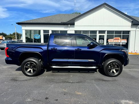 Used 2022 Toyota Tundra Platinum AWD/4WD image 3