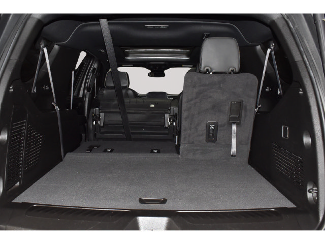 Used 2024 GMC Yukon XL SLT AWD/4WD image 19