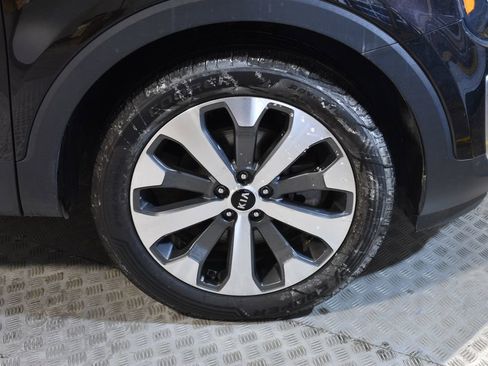 Used 2021 Kia Telluride S image 38