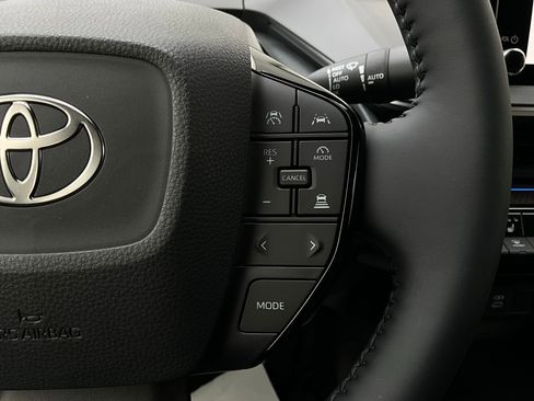 New 2026 Toyota Prius XLE image 33