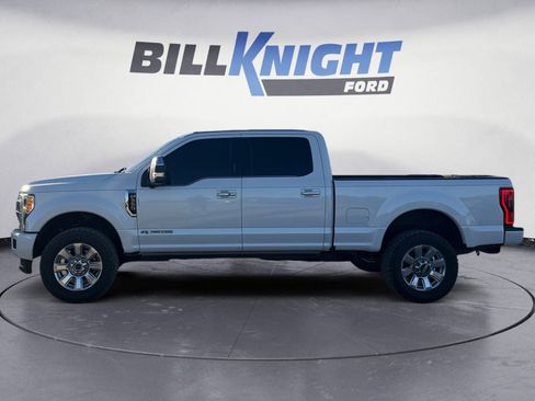 Used 2019 Ford F350 Platinum w/ Platinum Ultimate Package image 2