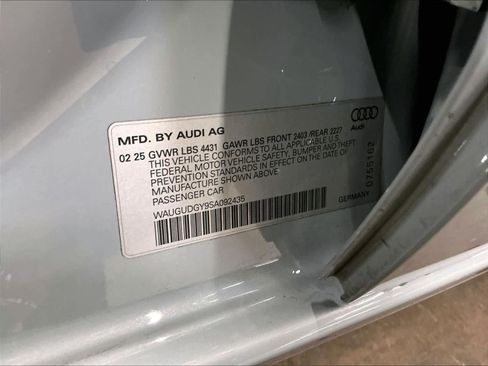 Certified 2025 Audi A3 2.0T Premium w/ Convenience Package image 39