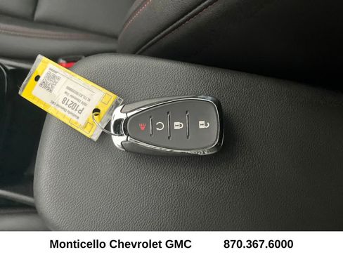 Used 2024 Chevrolet Trax RS w/ Driver Confidence Package image 21