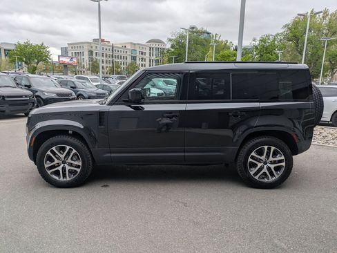 New 2026 Land Rover Defender 110 S AWD/4WD image 8
