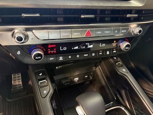 Used 2025 Kia Telluride SX Prestige X-Line AWD/4WD image 16