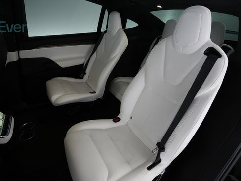 Used 2023 Tesla Model X AWD/4WD image 24