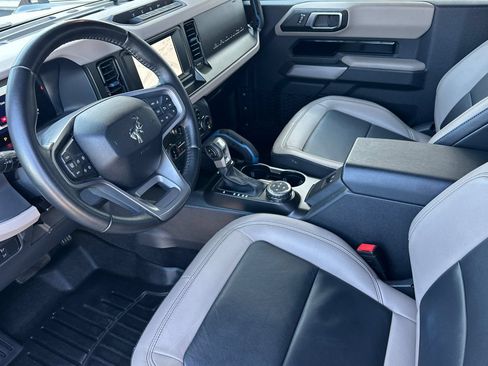 Certified 2022 Ford Bronco Wildtrak AWD/4WD image 9