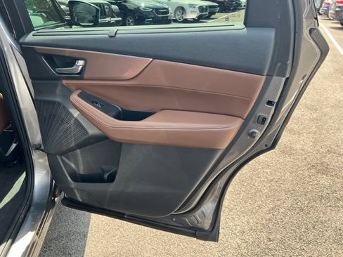 Used 2023 Acura MDX SH-AWD w/ Technology Package image 30