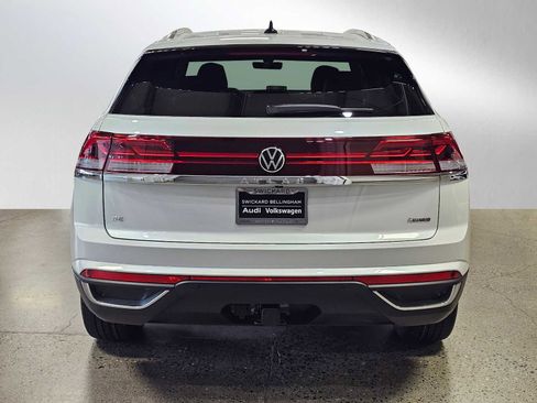 New 2026 Volkswagen Atlas Cross Sport SE image 6