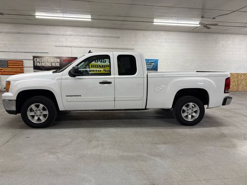 Used 2011 GMC Sierra 1500 SLE w/ Power Tech Package image 95