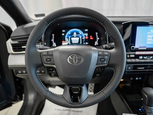 New 2026 Toyota Camry SE FWD image 27