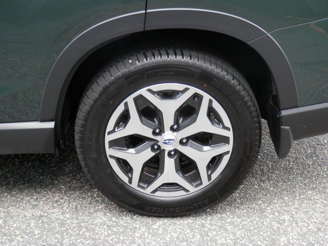 Used 2023 Subaru Forester Premium AWD/4WD image 12
