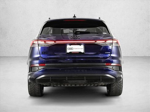 Used 2024 Audi Q4 e-tron Prestige image 7