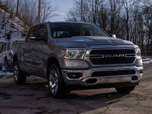 Used 2022 RAM 1500 Big Horn AWD/4WD image 3