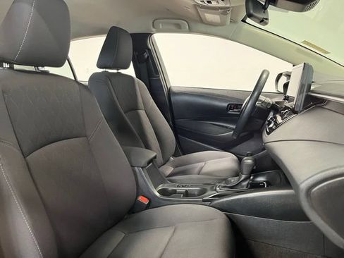 Used 2024 Toyota Corolla LE FWD image 10