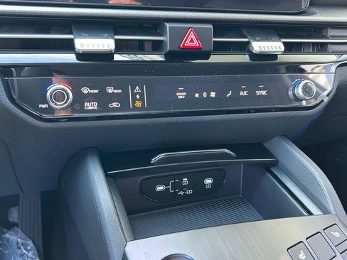 New 2026 Kia Sportage S image 22