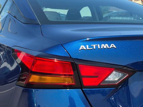 Certified 2024 Nissan Altima 2.5 SR FWD image 10