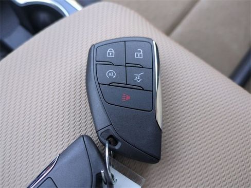 New 2026 Chevrolet Equinox ACTIV w/ Safety and Technology Package image 30