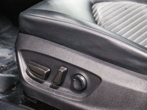 Certified 2020 Toyota Camry SE w/ Carpet Mat Package FWD image 20